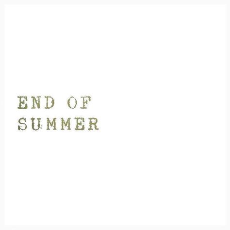 End Of Summer Aesthetic, September Mood, August Wallpaper, Summer Hours, Gilmore Girls Seasons, Family Calendar, Last Day Of Summer, Girl Facts, Summer Quotes