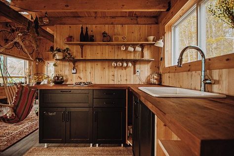 Canadian Castaway (@canadiancastaway) • Instagram photos and videos Off Grid Kitchen, Small Cabin Interiors, Canadian Forest, Off Grid Cabin, Hunting Cabin, L Shaped Kitchen, Cabin Interiors, Cabin Kitchens, Tiny Cabin