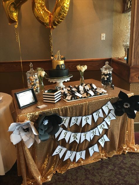 Black, white and gold theme birthday party Black White Gold Party, Formal Themes, Gold Theme Birthday, Gold Theme Party, Black And Gold Party Decorations, Golden Party, Gold Birthday Party Decorations, Animal Sleeve, Black And Gold Theme