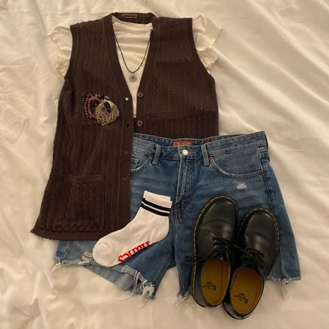 spring oufit inspo, vest outfit, Dr.Marten outfit, summer fashion, outfit inspo, Doc Martens Summer, Doc Martens With Jorts, Baggy Jorts And Docs, Sweatervest Aesthetic Outfit Summer, Doc Martens With Jorts Men, How To Style Dr Martens, Dr Martens Outfit Summer, Vintage Summer Outfits, Dr Martens Outfit