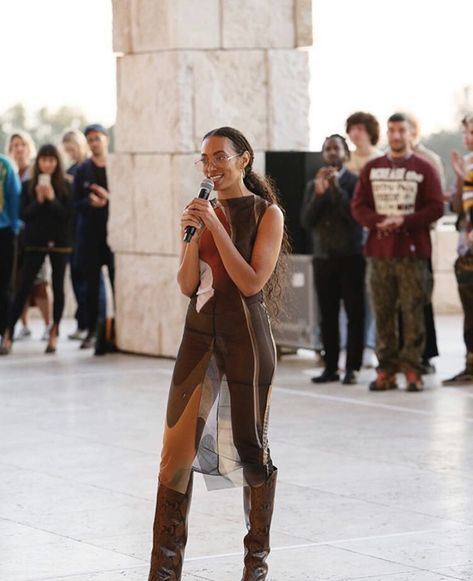 Solange Style, Solange Knowles Style, Solange Knowles, Style Icon, Style Icons, A Woman, Outfit Inspirations, Fashion Inspo, Casual Outfits