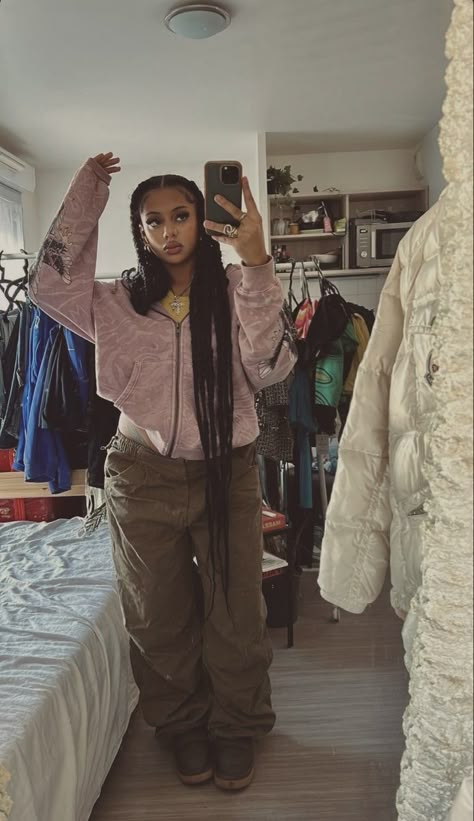 Pakaian Hipster, I'm Just A Girl, Baddie Fits, Tomboy Outfits, My Pinterest, Streetwear Fashion Women, Beauty Skincare, Baddie Outfits Casual, Just A Girl