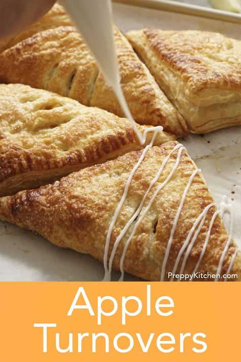 These delicious Apple Turnovers are so easy to make with store-bought puff pastry sheets and a flavorful made-from-scratch apple filling. They’re so light, flaky, and delicious. Even better, they only take a few minutes to prepare, making for the perfect fall dessert. Apple Tart Recipe Easy, Apple Strudel Puff Pastry, Apple Turnovers With Puff Pastry, Easy Apple Turnovers, Apple Recipes With Puff Pastry, Recipes Using Puff Pastry, Apple Turnover Recipe, Puff Pastry Apple, Apple Tart Recipe