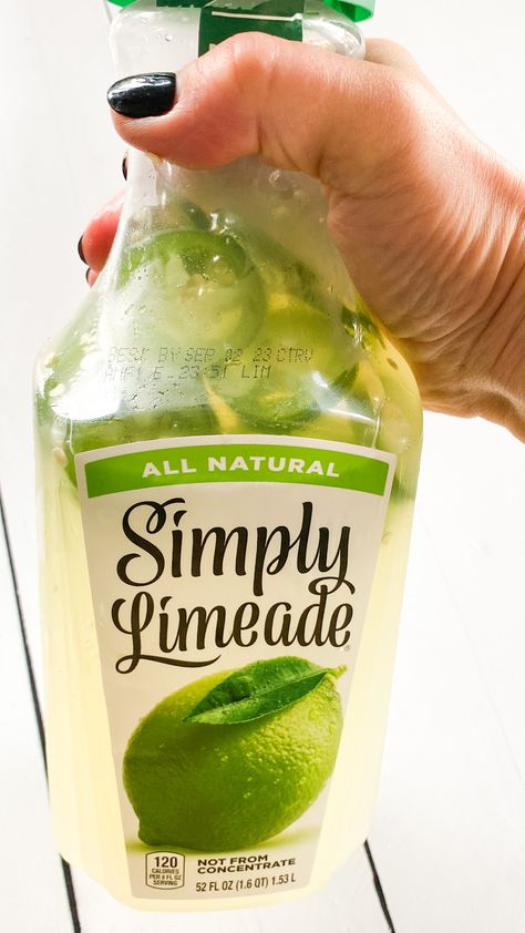 Jalapeño Limeade - Eat Like Erin Jalapeno Lemonade Recipe, Trader Joes Jalapeno Limeade, Jalapeno Limeade Margarita, Simply Limeade Cocktail, Jalapeño Drinks, Simply Lemonade Alcohol Drinks, Simply Limeade Margarita Recipe, Simply Limeade Margarita, Jalapeno Mocktail