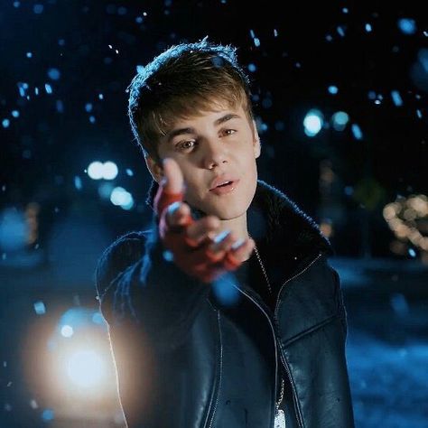 Month Of December, Under The Mistletoe, Justin Bieber, Sleep, On Twitter, Twitter