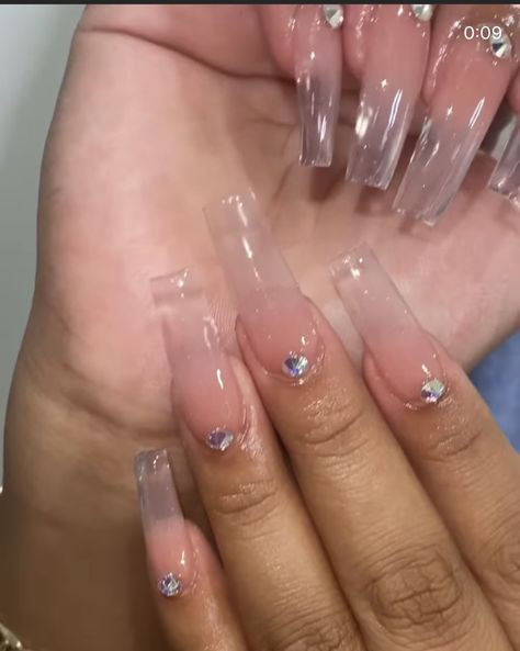 Clear Acrylic Nail Ideas, Clear Base Acrylic Nails, Nail Inspo Clear, Pink And Clear Acrylic Nails, Ombre To Clear Nails, Glass Ombre Nails, Ombre Clear Nails, Ombre Clear Acrylic Nails, Long Clear Nails