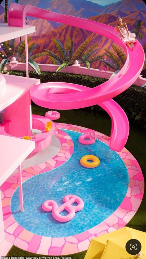 Barbie Pool, Birthday Games For Kids, The Barbie Movie, Barbie Room, Barbie Doll Set, House Dream, Barbie Birthday Party, Princess Toys, Barbie Movie