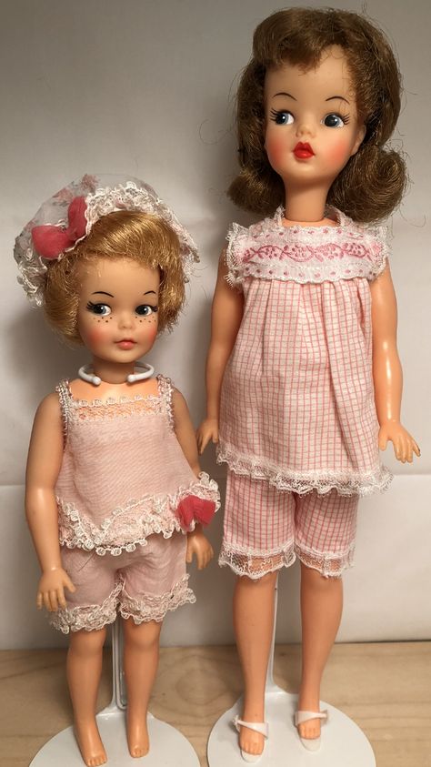 1960s Dolls, Pepper Doll, Tiny Tears Doll, Vintage Christmas Toys, Tammy Doll, Baby Doll Toys, Sindy Doll, Victorian Dolls, Doll Costume