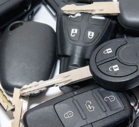 "Auto Locksmith Service in Ham Lake" Locked Keys In Car Hack, Car Key Programming, Vw Key, Lost Car Keys, Locked Keys In Car, Mini Cooper Key, Auto Locksmith, Toyota Key Fob Cover, Automotive Locksmith