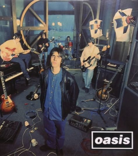 Oasis Band Aesthetic, Oasis Aesthetic, Oasis Wallpaper, British Aesthetic, Band Photoshoot, Definitely Maybe, Liam And Noel, Oasis Band, Rockstar Aesthetic