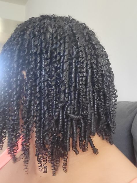 Finger Coils Black Woman, Finger Coils 4b Natural Hair, Coily Hair Braids, 4c Hair Defined, Natural Hair Type Chart, Finger Coils Natural Hair 4c, 4b Curly Hair, Curly Hair Coils, Finger Coils Natural Hair