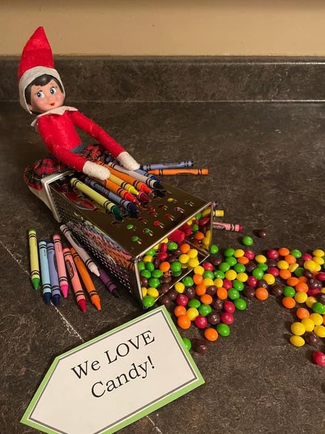 Elf On The Shelf Crayons, Elf On The Shelf Skittles, Christmas Elf Ideas, Elf Shelf, Awesome Elf On The Shelf Ideas, Elf On Shelf Ideas, Elf On A Shelf Ideas, Elf Fun, Wax Crayons