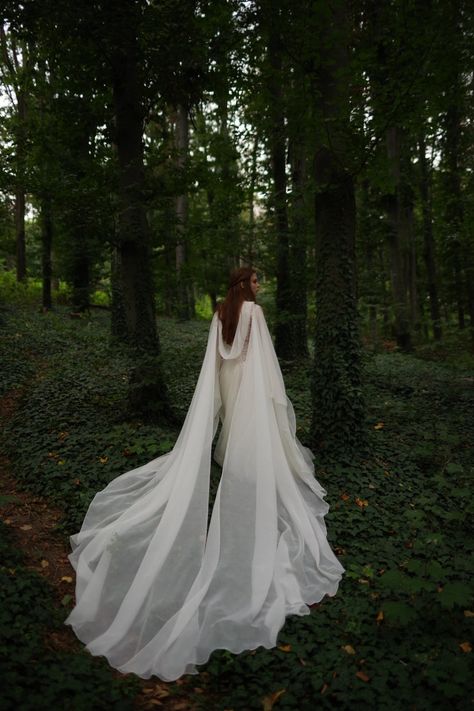 Elf Wedding Dress, Forest Wedding Dress, Wedding Cape Veil, Elvish Wedding, Lotr Wedding, Wings Fairy, Wedding Cloak, Cape Wedding, Whimsical Wedding Decorations