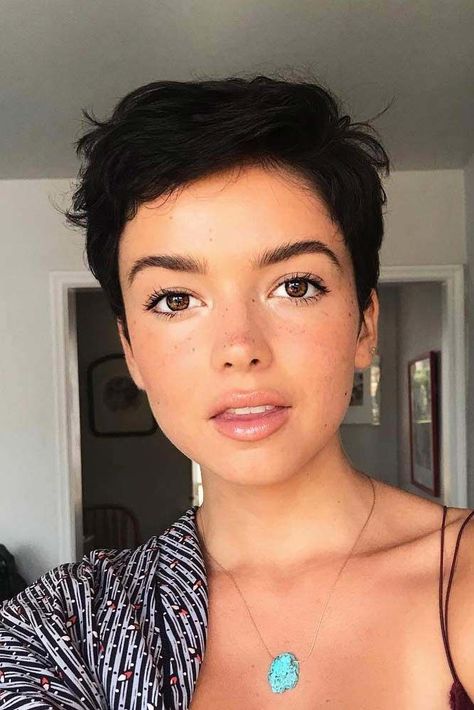 180 Pixie Cut Ideas to Suit All Tastes In 2020 | LoveHairStyles.com Cut Her Hair, Best Pixie Cuts, Hairstyle Look, Short Pixie Haircuts, Short Pixie Cut, Short Hair Styles Pixie, Pixie Cuts, Short Pixie, Pixie Hairstyles