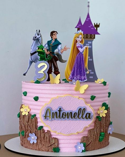 Rapunzel Birthday Cake Simple, Pastel Rapunzel, Rapunzel Cake Topper, Rapunzel Birthday Cake, Princess Theme Cake, Bolo Rapunzel, Rapunzel Cake, Rapunzel Birthday Party, Princess Birthday Party Decorations