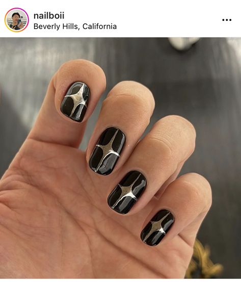 Aura Y2k Nails, Long Nails Ombre, Black Nails Summer, Nails Xiaohongshu, Nail Design Dark, Acubi Nails, Icicle Nails, Stargirl Nails, Nails Asian