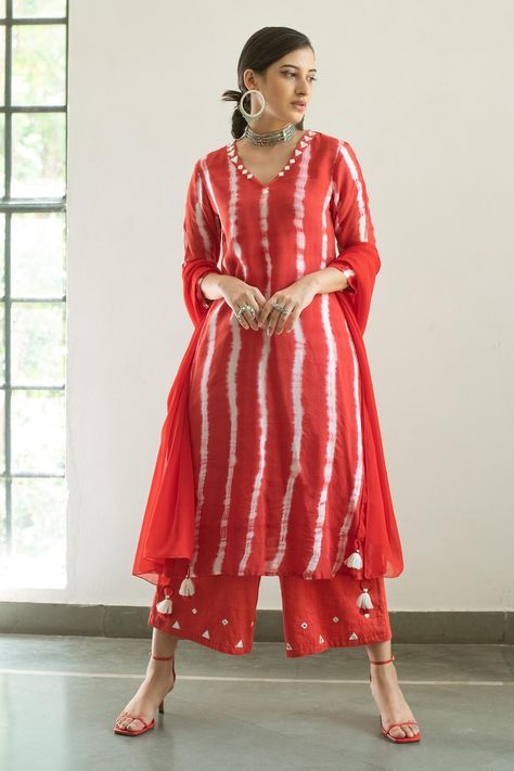 Kurta Sets for Women to Shop Online- Explore Latest Designs Plazo Suit Design, Mirror Work Kurta, Printed Kurti Designs, Simple Kurta, Kurti Styles, The Secret Label, Kurta With Palazzo, Red Kurta, Indian Designer Suits