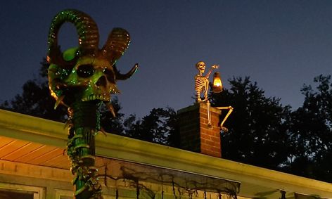 Halloween Rooftop Ideas, Halloween Rooftop Decorations, Fake Chimney, Dragon Skeleton, Wild West Theme, Halloween Forum, Halloween Skeleton Decorations, Happy Haunting, Roof Lantern