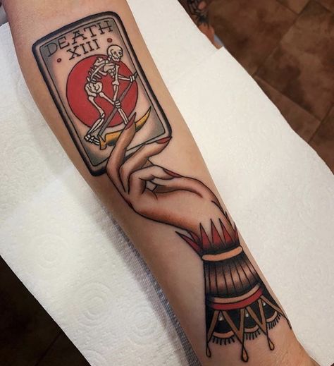 Traditional Tattoo Music, Circus Tattoo, Halloween Tattoos Sleeve, Luck Tattoo, Traditional Tattoo Inspiration, Tarot Tattoo, Tarot Card Tattoo, Traditional Style Tattoo, Pen Tattoo