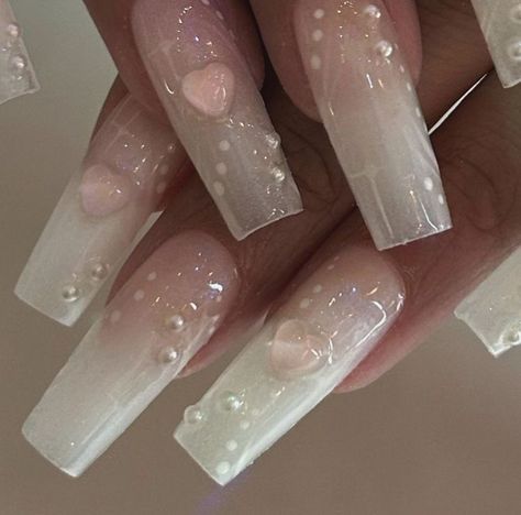 Pearl Aesthetic Nails, Korean Nail Studio, Pearlescent Nails Acrylic, White Douyin Nails, Germany Nails, Nails Iridescent, Apple Jacks, Retro Nails, Milky Nails