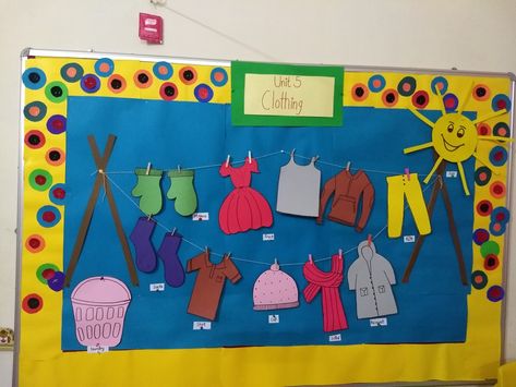 Clothing theme board Clothes Line Bulletin Board Ideas, Season Theme Board Ideas For Preschool, Clothing Bulletin Board Preschool, Clothes Bulletin Board, Clothes Theme Preschool, Clothes Theme Preschool Activities, Clothes Theme For Preschool, Micro Teaching, Clothes Study