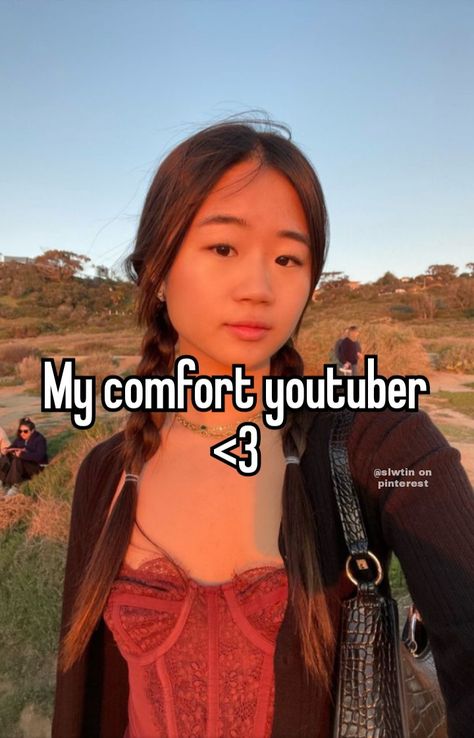 The Ha Sisters, Erica Ha, Ha Sisters, Summer Beach Wallpaper, Comfort Youtubers, Japanese Animated Movies, She Is Amazing, Comfort People, So Relatable