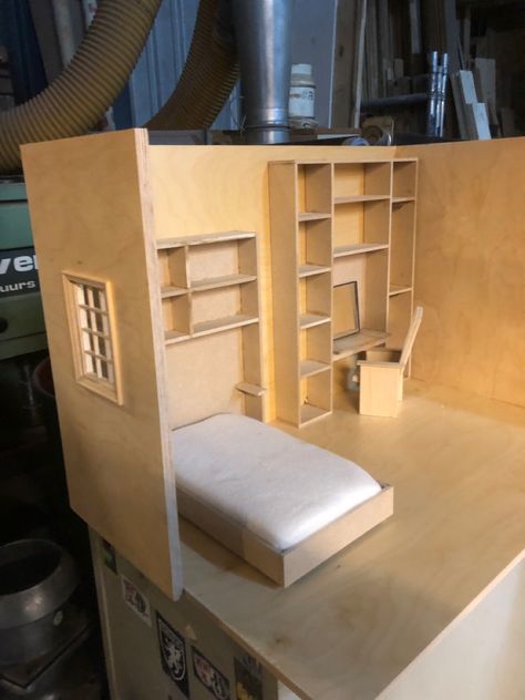 Diy Mini Bedroom Model, Things To Make From Cardboard, Barbie Bedroom, Cardboard Dollhouse, Barbie House Furniture, Diy Barbie House, Cardboard Model, Doll Furniture Diy, Doll House Plans