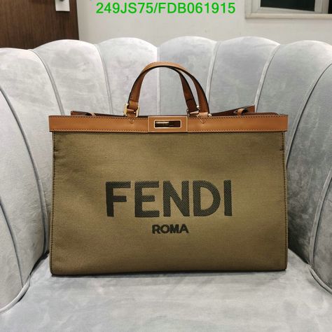 Roma Logo, Fendi Sunshine, Fashion Diary, Fendi Bag, Womens Bag, Chanel Deauville Tote Bag, Handbag Shoes, Leather Handles, Shopper Bag