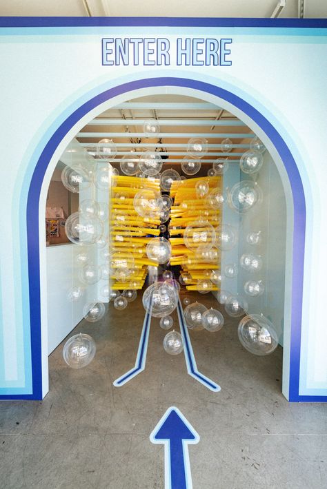 This Whimsical BÉIS Pop-Up Created a Car Wash for Luggage | BizBash Airport Theme, Marketing Activations, Event Entrance, Second Birthday Ideas, Pop Up Bar, Kids Pop, Baby Event, Photo Room, Brand Pop