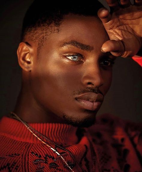 Dark Skin Blue Eyes, Dark Skin Models, Black Male Models, Blue Eyed Men, Short Dark Hair, Dark Skin Boys, Dark Skin Men, Gray Eyes, Aesthetic People