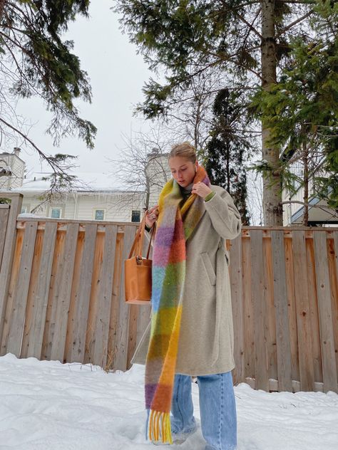 Colorful Scarf Outfit, Scarf Aesthetic, Big Scarf, Rainbow Scarf, Scarf Outfit, Cold Outfits, Winter Mode, Colorful Scarf, Fall Fits