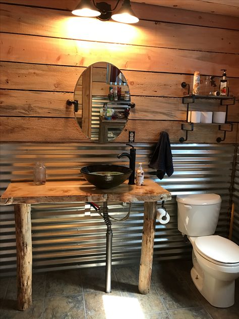 Galvanized Bathroom Sink, Shed Bathroom Ideas, Tiny Cabin Living, Shed Bathroom, Tin Bathroom, Shed Homes Ideas, Barn Bathroom, Farmhouse Restaurant, Garage Bathroom