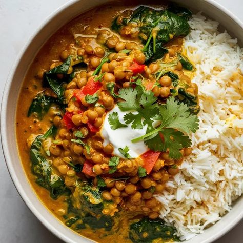 Hearty Lentil and Spinach Curry Lentil And Spinach Curry, Spinach And Lentils, Spinach Lentil Curry, Green Lentil Curry Recipes, Lentils And Spinach Recipes, Lentil Broccoli, Hot Lunches, Lentil Spinach, Spinach Meatballs