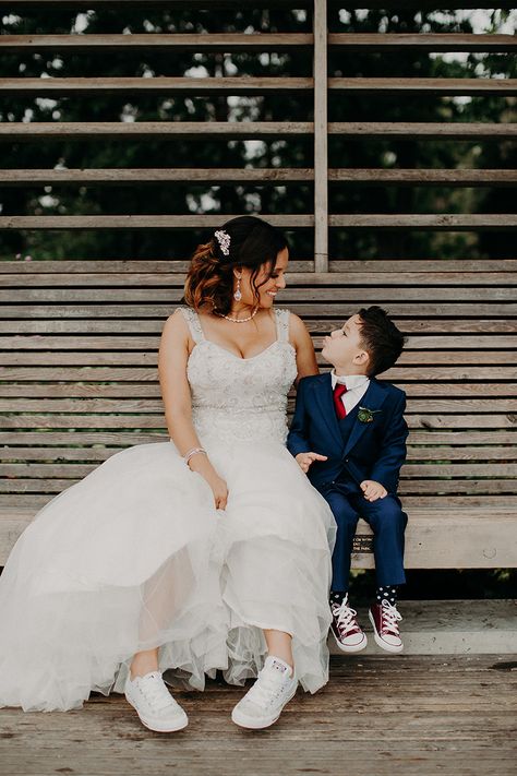 Mother And Son Wedding Photos, Mom And Son Wedding Pictures, Bride And Son Pictures, Bride And Son Wedding Pictures, Mom And Son Wedding, Married Photoshoot, Bride And Son, Photography 2023, Wedding Photo List