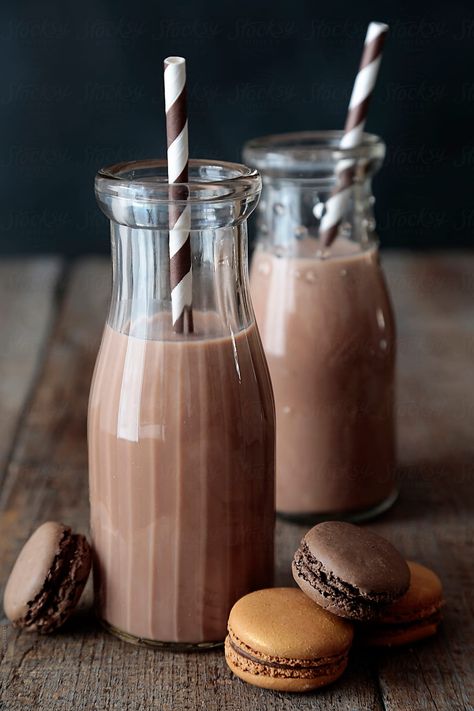 Hot Chocolate Milk, Chocolate Protein Shakes, Chocolate Milkshake, I Love Chocolate, Our Secret, Chocolate Protein, Chocolate Drinks, Cafe Food, Protein Shakes