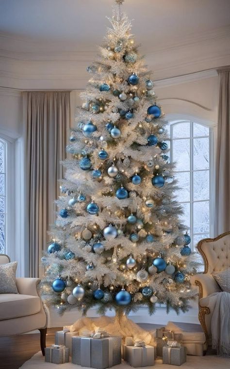 Blue And Silver Christmas Tree, Unique Christmas Tree Ideas, Blue And Silver Christmas, Blue Christmas Tree Decorations, Luxury Christmas Decor, Blue Christmas Decor, Christmas World, Christmas Tree Decorating Themes, Traditional Ornaments