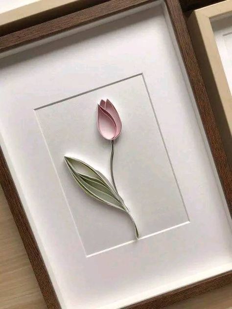 Origami Aesthetic, Aesthetic Crafts, Diy Quilling Crafts, Quilling Flower Designs, Tulip Art, Quilled Flowers, Paper Quilling For Beginners, Paper Quilling Cards, Quilling Work