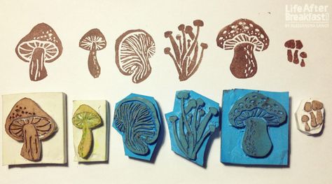 Sunday Morning Crafts: Mushroom Prints - Life After Breakfast Crafts Mushroom, Mushroom Prints, Lino Art, Clay Stamps, Hand Carved Stamps, Stamp Carving, Handmade Stamps, Linocut Art, Workshop Ideas