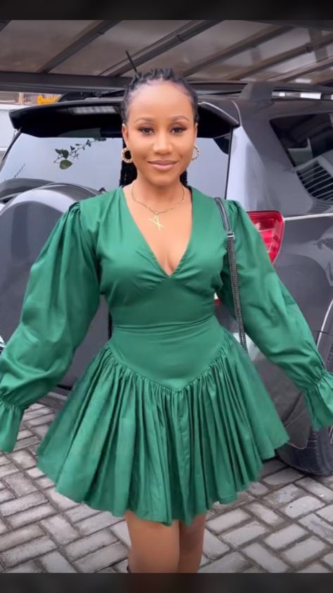 Classy Short Gown Styles, Shifon Dress Short, Plain Crepe Material Short Gown Styles, Ankara Dress Styles Gowns Classy Short, Dinner Gowns Nigerian Short, Shivonne Dress Styles, Bubu Gown Styles Silk, Short Bubu Gown Styles, Silk Short Gown