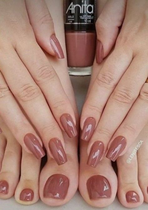 Tan French Nails, Nail Color For Tan Skin, Nails For Tan Skin, Nude Toe Nails, Toenail Polish Colors, Pedi Inspiration, Feet Nail Design, Gel Nails French, Simple Gel Nails