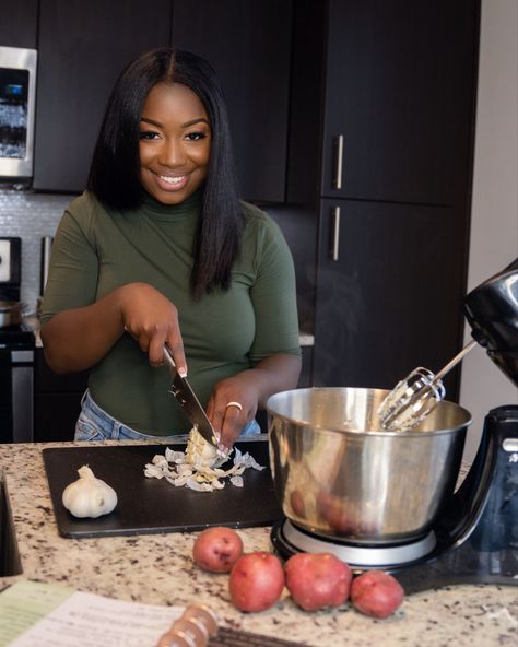 Photoshopt inspo for cooking brands Cooking Aesthetic Black Women, Black Women Cooking, Powerful Girl, 2025 Moodboard, Cooking Photos, Cooking Photography, Bwwm Couples, Female Chef, Girl Cooking