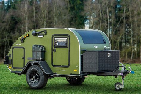 This Off-Road Trailer’s sliding kitchen makes it the perfect millennial-friendly teardrop camper – Yanko Design Offroad Caravan, Teardrop Trailer Camping, Diy Teardrop Trailer, Offroad Trailer, Teardrop Trailer Plans, Teardrop Camper Plans, Mini Caravan, Camping Trailer Diy, Small Camper Trailers