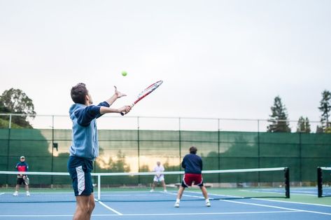 four men playing double tennis during daytime photo – Free Sport Image on Unsplash Ivan Lendl, Tennis Doubles, Tennis Rules, How To Play Tennis, Tennis Pictures, Pete Sampras, Martina Navratilova, Chris Evert, John Mcenroe