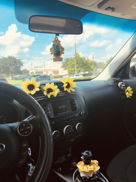 Scrunchies, flowers, yellow. 2018 Kia Soul. Kia Soul Car Accessories, Kia Soul Aesthetic Interior, Yellow Car Decorations, Yellow Car Interior, Yellow Car Decor, Yellow Car Aesthetic, Yellow Car Accessories, Kia Soul Aesthetic, Yellow Cars Aesthetic