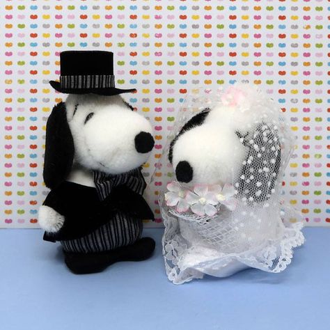 Snoopy Wedding, We're Getting Married, Snoopy Comics, Flying Ace, Snoopy Pictures, Snoop Dog, Joe Cool, Snoopy Love, I Said Yes