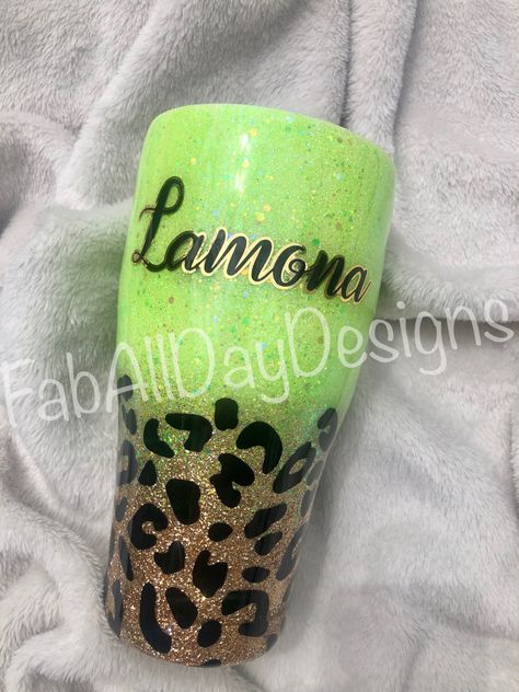 Lime Green Tumbler Ideas, Cheetah Print Tumbler, Leopard Glitter Tumbler, Resin Cups, Leopard Print Tumbler, Tumbler Leopard, Glitter Tumbler Cups, Glitter Tumblers, Cup Ideas