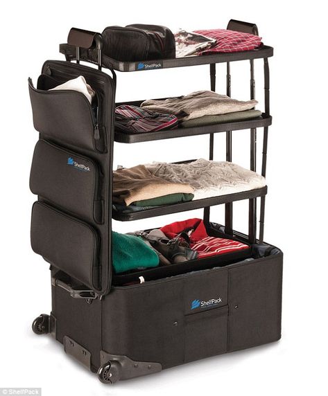 ShelfPack is a revolutionary new suitcase that extends into a chest of drawers upon unzipping Mini Dressing, Sorting Clothes, Astuces Diy, Travel Gadgets, Utila, Travel Games, Built In Shelves, Cool Inventions, Space Savers