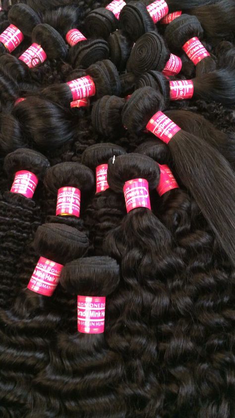 Hair Bundles Business Ideas, Hair Bundles Aesthetic, Wig Business Aesthetic, How To Start Selling Hair Bundles, Hair Bundles Price List, Selling Bundles, Thanksgiving Deals, Raw Hair Bundles Business, Good Hair Store Bundles