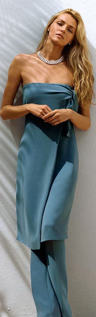 Donna Karan Casual Chique, Ralph Lauren Style, Ralph Lauren Collection, Beautiful Clothes, Looks Chic, Party Looks, Blue Dress, Short Dress, Women's Dresses