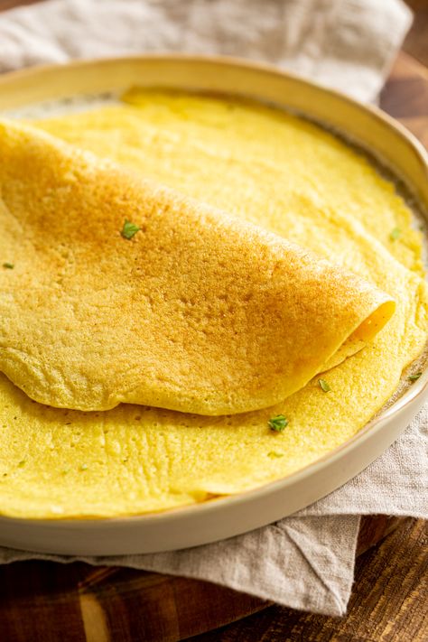 Mung Bean Omelet, Vegan Egg Breakfast, Vegan Just Egg Copycat Recipe, Mung Bean Egg Recipe, Vegan Mung Bean Recipes, Mung Bean Eggs, Mung Bean Recipes, Bean Pancakes, Vegan Omelette